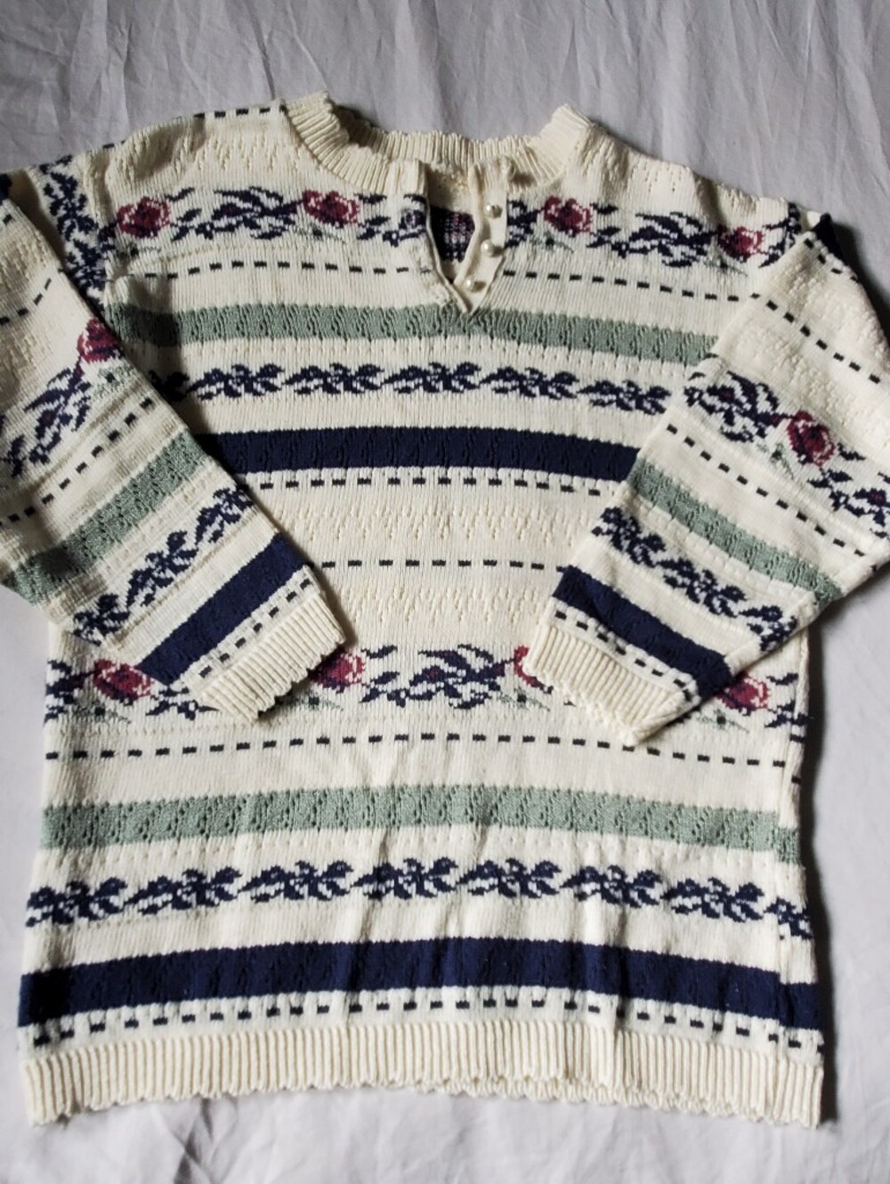Vintage 90s Cottagecore Floral Knit Sweater Henley Cream Navy Grandmacore Style